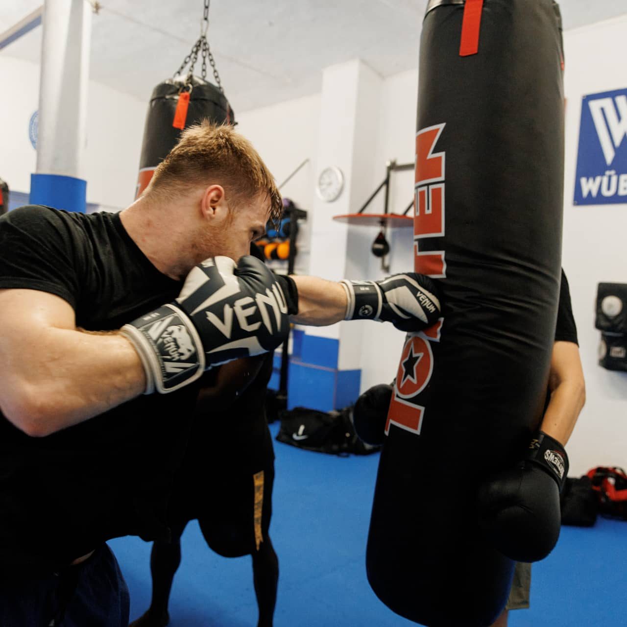 Sandsackboxen @ Fachsportschule Wübke